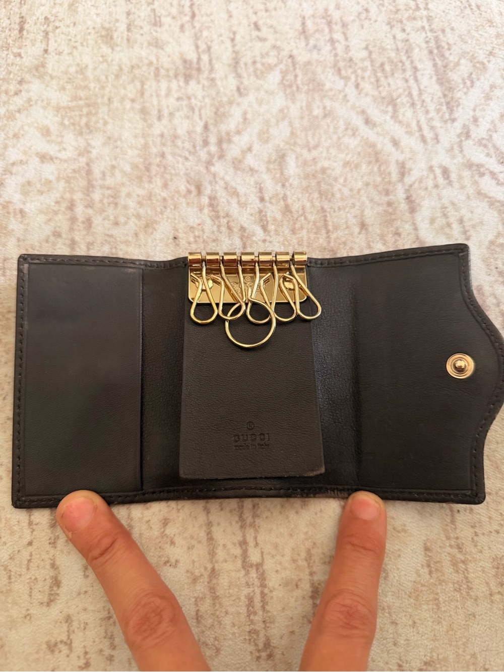 Gucci Brown GG Canvas Leather Key Case with Gold Logo - Picture 3 of 11